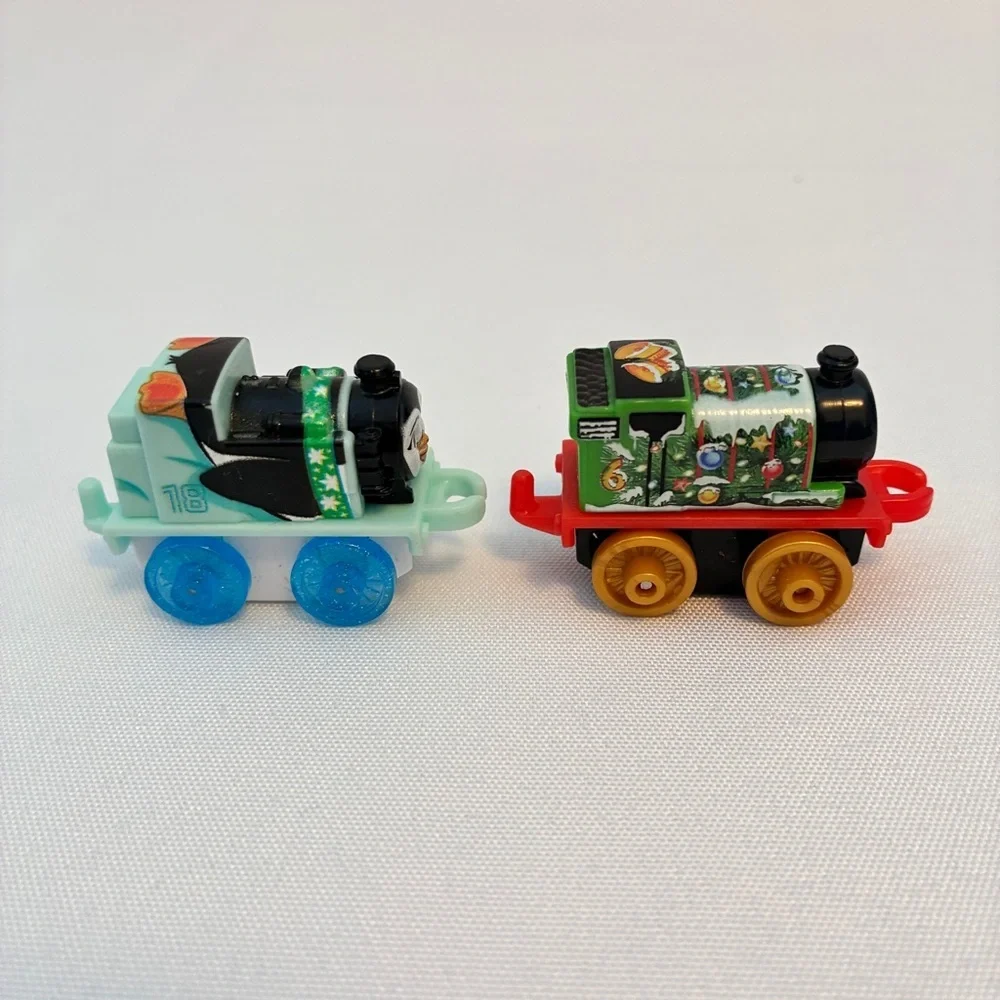 Fisher-Price Thomas & Friends Holiday Minis Toy Train 10 Pack Miniature Trains